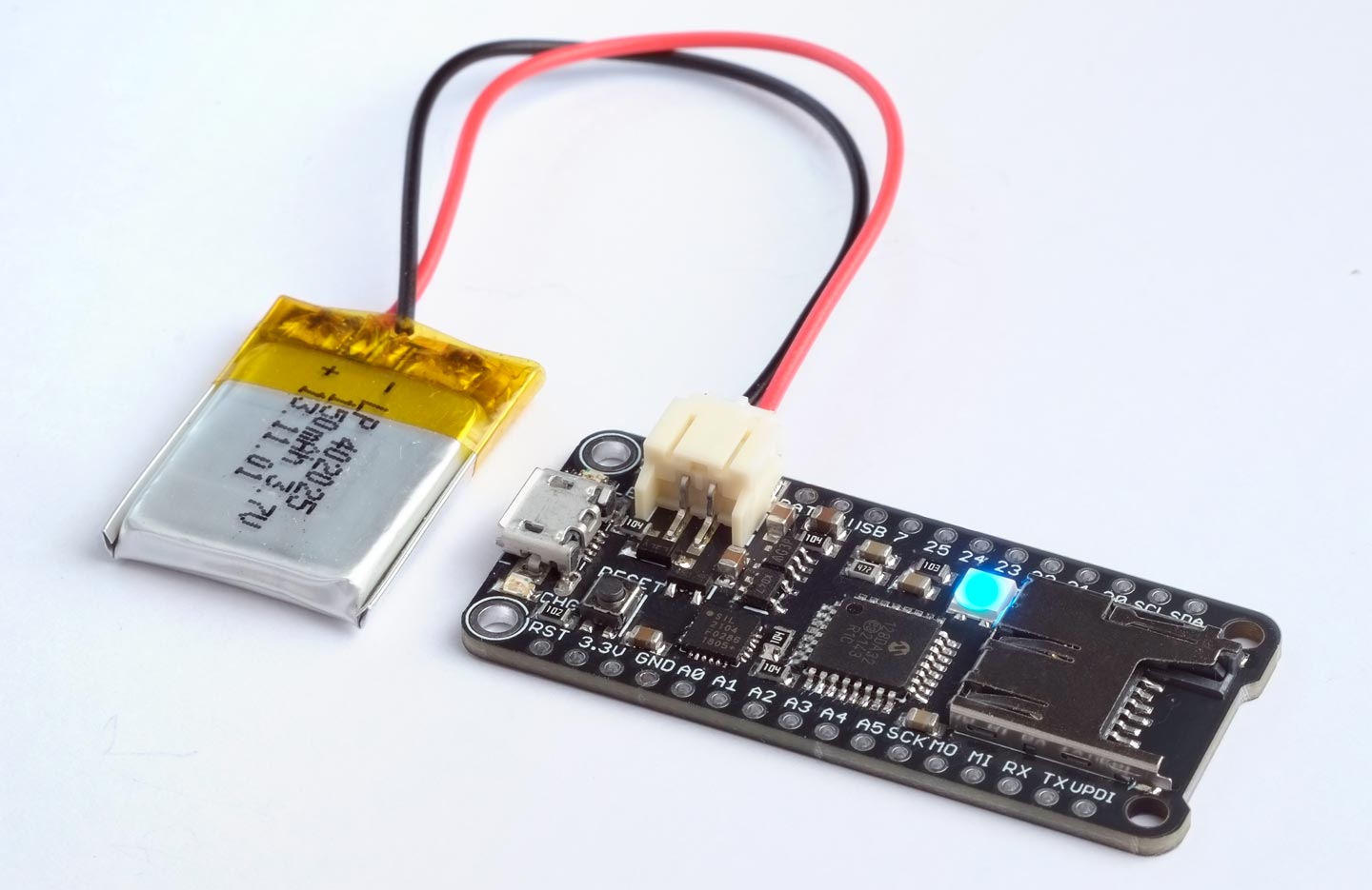 AVR128DA32FeatherLiPo.jpg